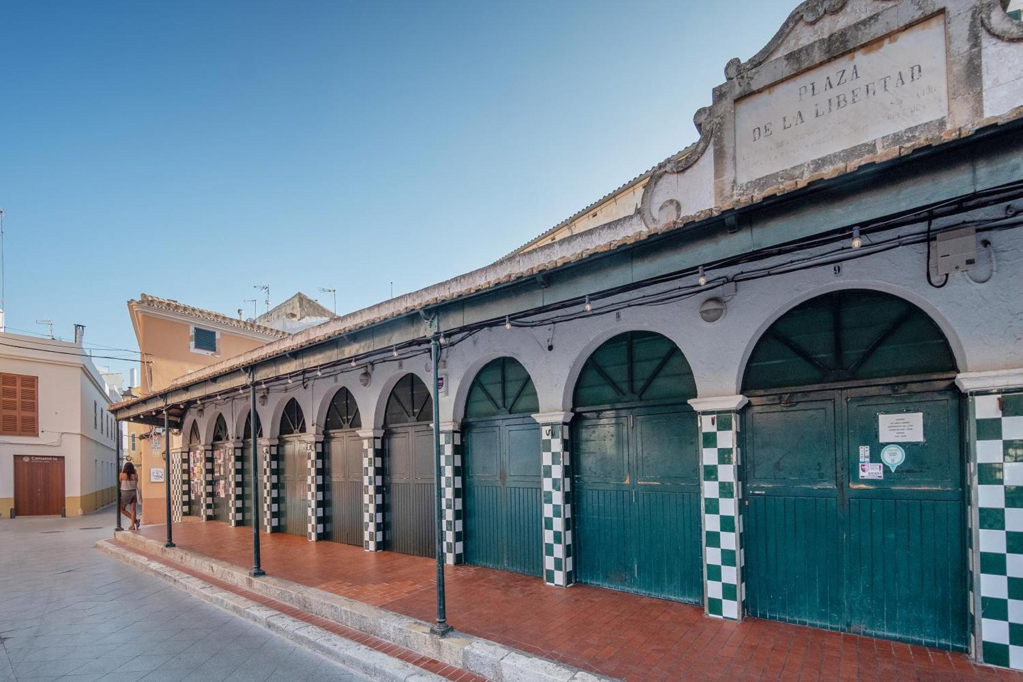 Tres Tocs Hotel Ciutadella  Exterior photo